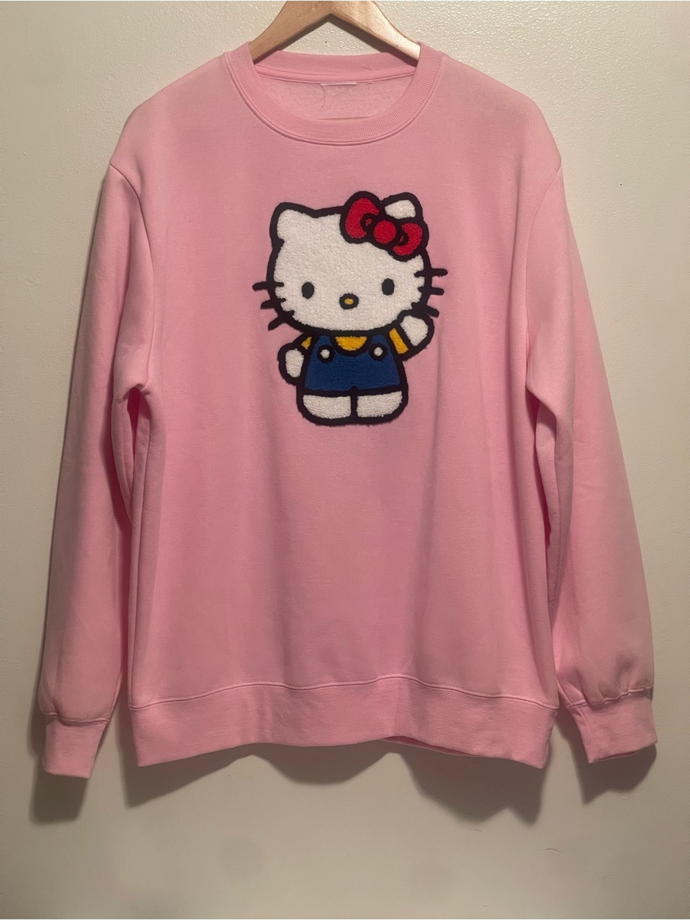 Hello Kitty Pink Pullover Sweatshirt with Embroidered Character NWOT